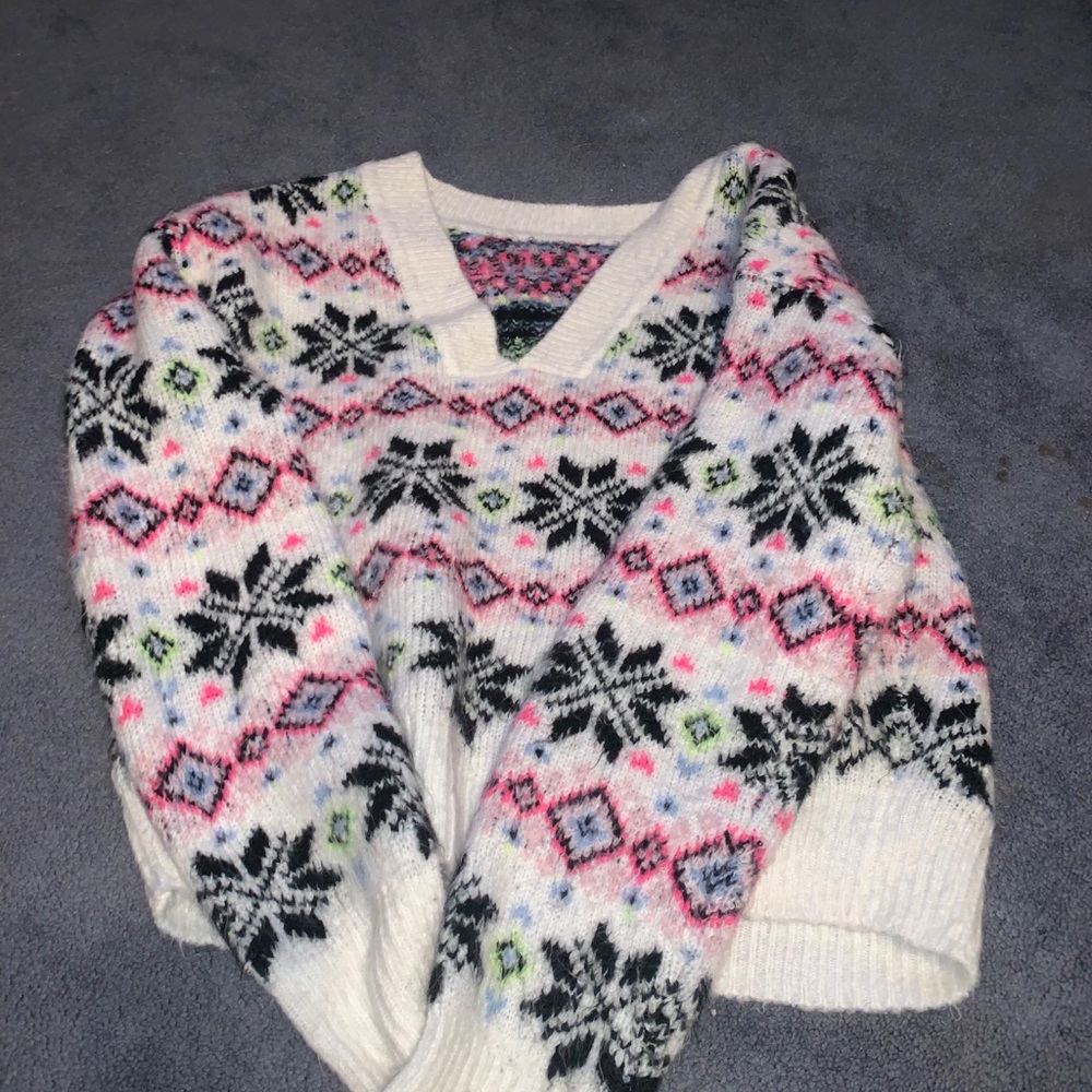 Sweater - Picture 2 of 2
